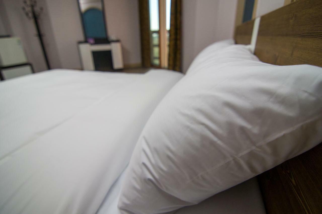 Hyundai Elliot Hotel And Resort Pyeongchang Exterior photo
